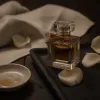 Rose candlelight elegance: how creamy white petals inspire intimate fragrance rituals