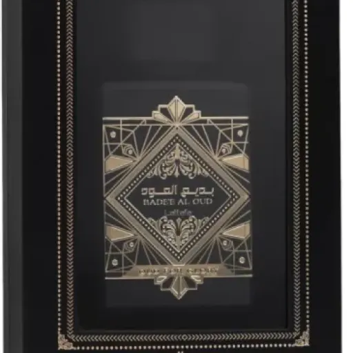 Badee Al Oud For Glory Review: a loud, smoky oud that hits hard for the price