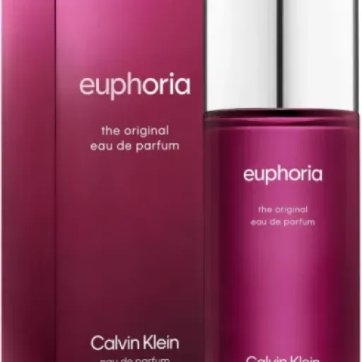 Calvin Klein Euphoria Review: the dark fruity perfume that still holds up years later