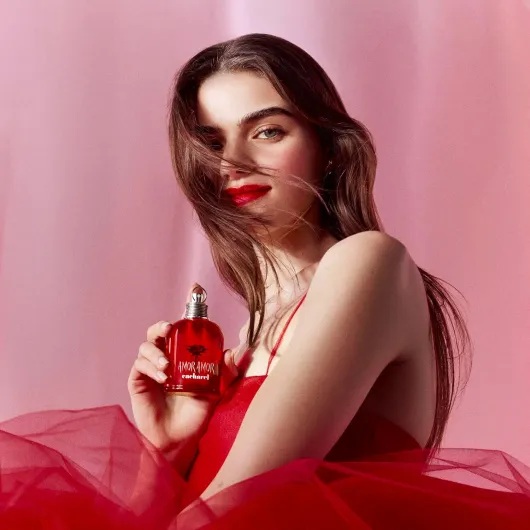 Cacharel - Amor Amor - Eau De Toilette - Parfum Sensuel, Doux et Romantique pour Femme - Une Fragrance Florale, Fruitée et Ambrée - Parfum de Luxe pour Femme 30 ml